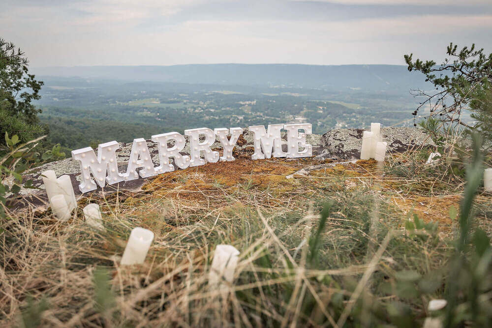 12 Romantic Mountaintop Proposal Ideas